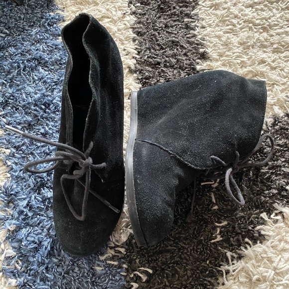 Dolce Vita black suede wedges - Picture 4 of 9